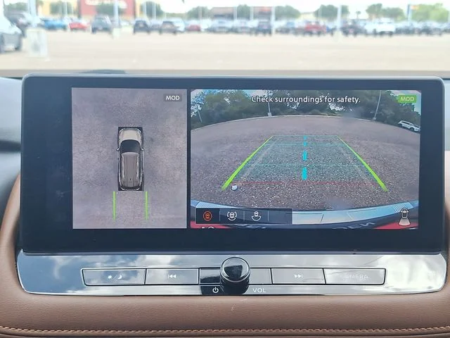 Used 2024 Gray Nissan Platinum image 21