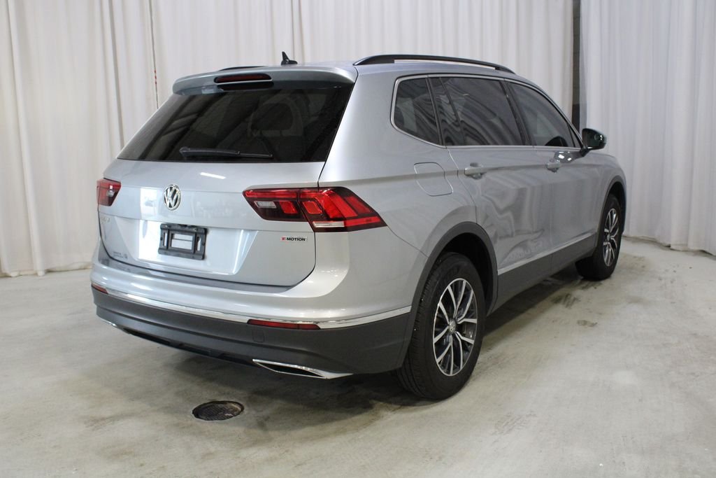 Used 2020 Pyrite Silver Metallic Volkswagen 2.0T SE image 25