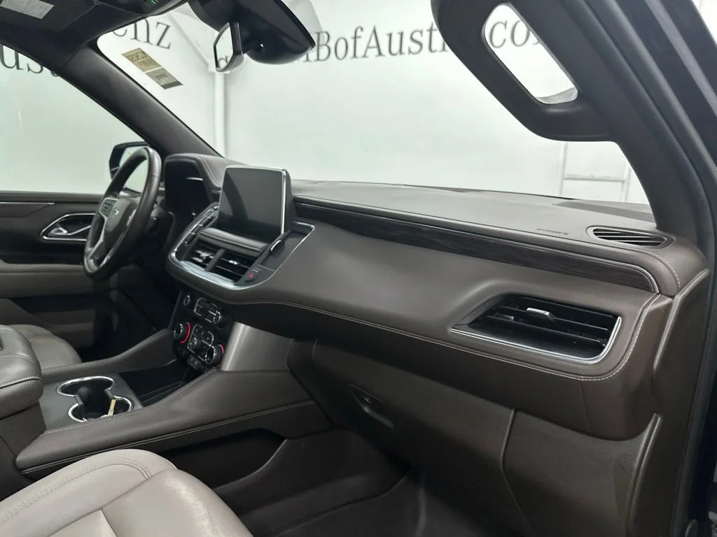 Used 2023 Blue Chevrolet Z71 image 29