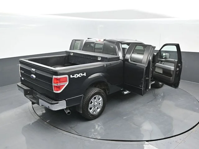 Used 2014 Tuxedo Black Metallic Ford XLT image 61