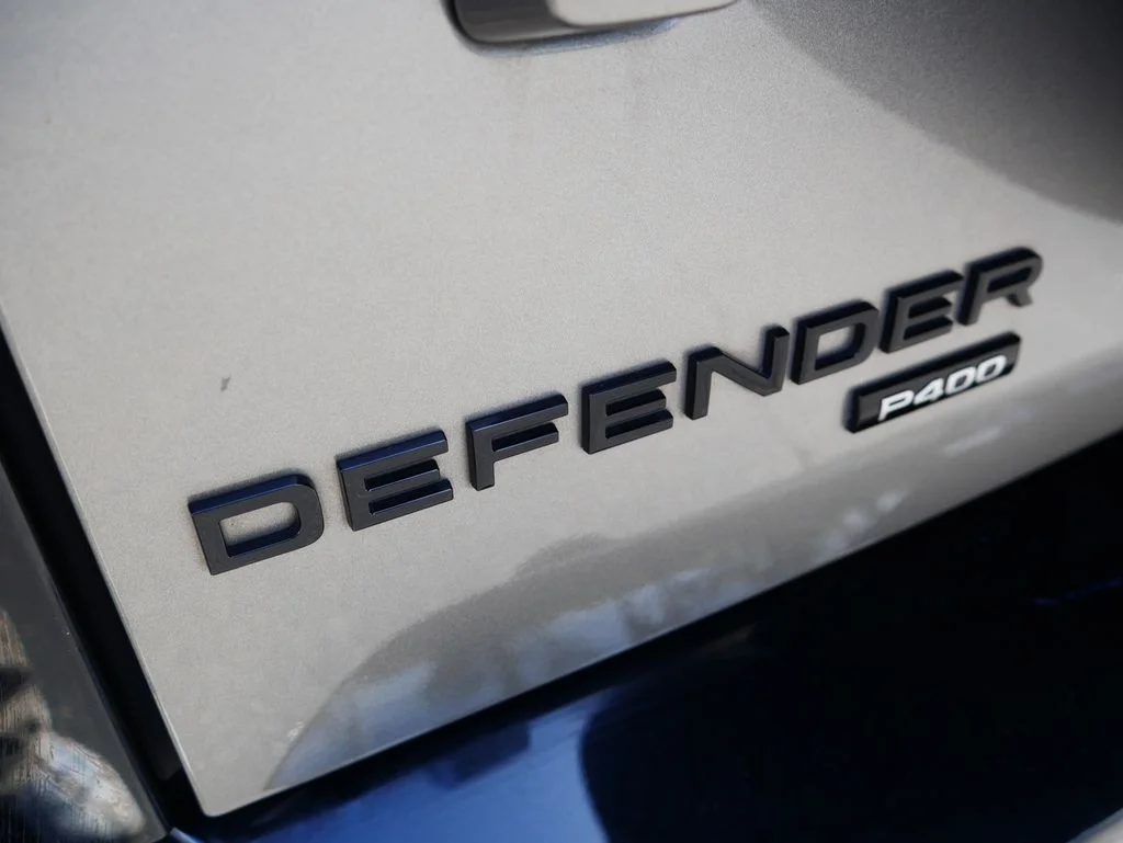 Used 2023  Land Rover X-Dynamic SE image 9