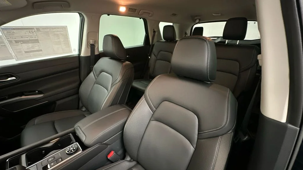 Certified Used 2024 Black Nissan SL image 9