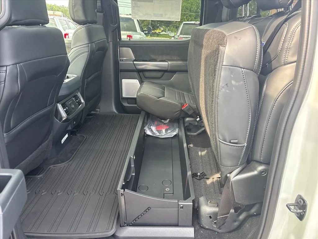 New 2026 Avalanche Ford F-250® Platinum® image 21