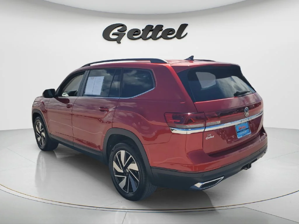 Used 2024 Red Volkswagen 2.0T SE w/Technology image 7