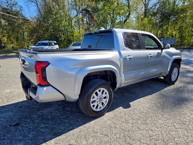 Used 2025 Silver Toyota SR5 image 8
