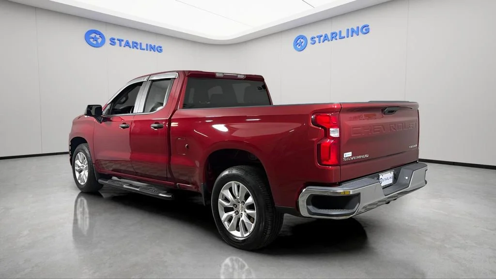 Used 2019 CAJUN RED TINTCOAT Chevrolet Custom image 6
