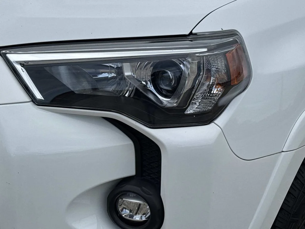 Used 2024 White Toyota SR5 Premium image 3