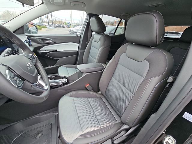2026 Chevrolet Trax LT - Photo 19