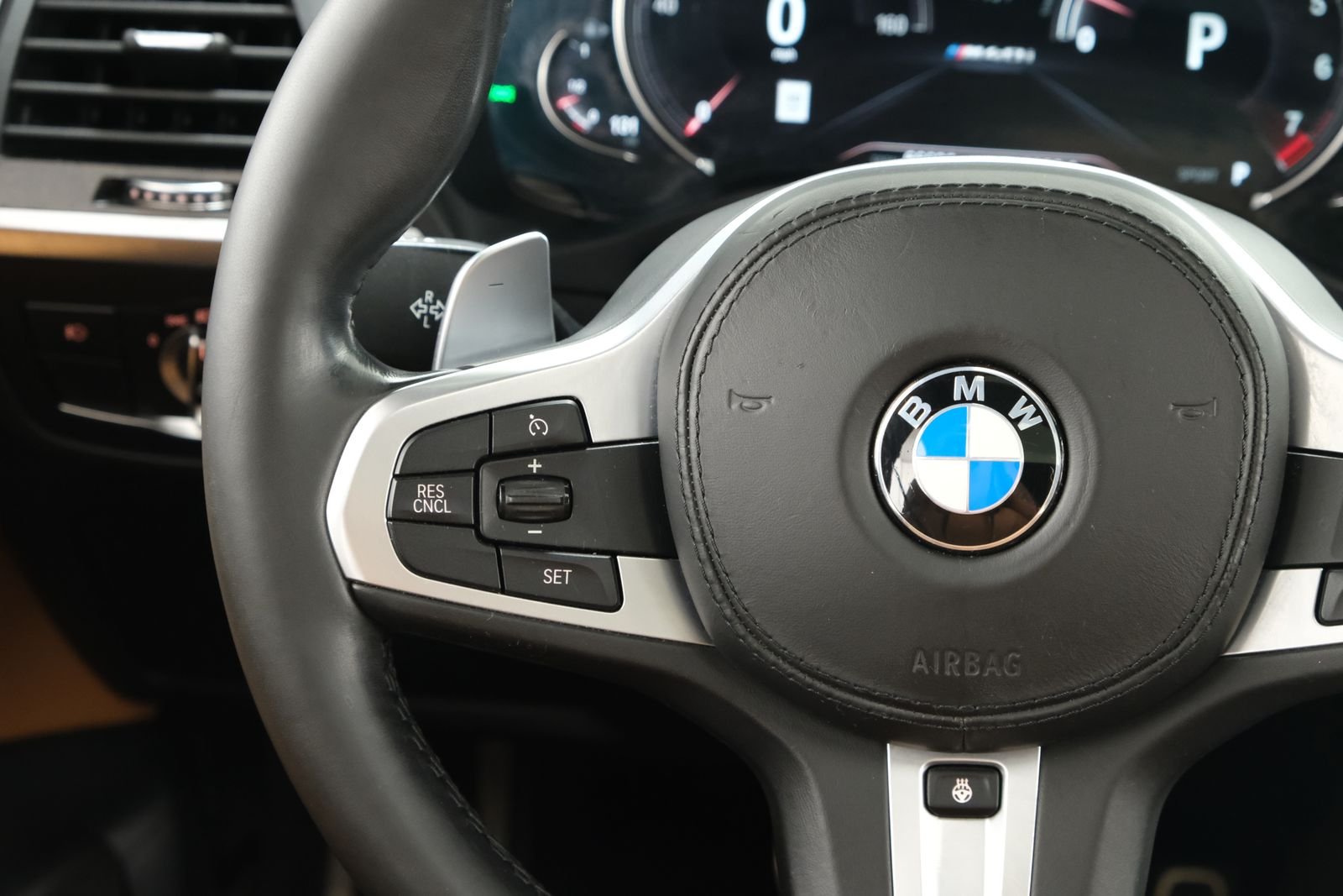 Used 2019 Alpine White BMW M40i image 12