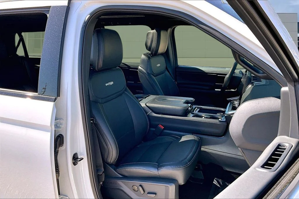 New 2026 White Ford MAX Platinum® image 12