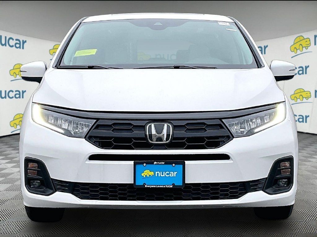 New 2026 Platinum White Pearl Honda EX-L image 3