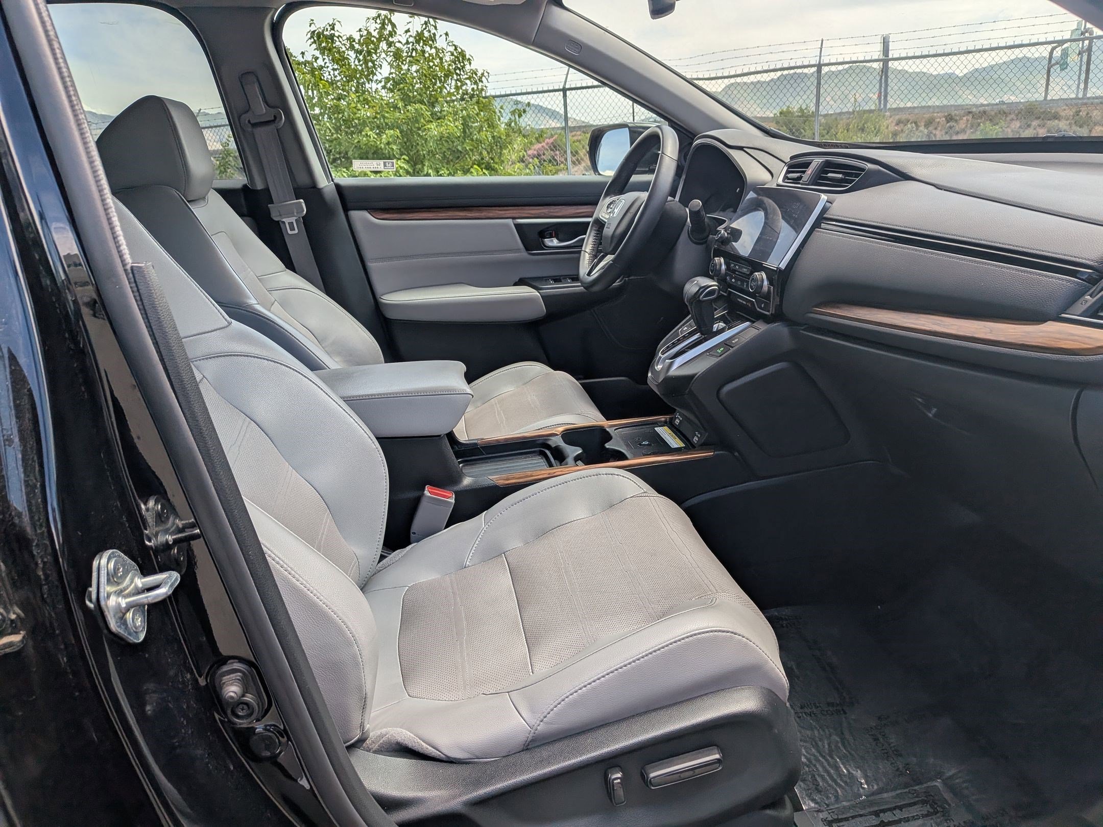 2022 Honda CR-V Touring - Photo 32