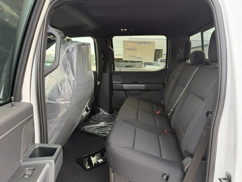 New 2026 Oxford White Ford XLT 4WD SuperCrew 5.5