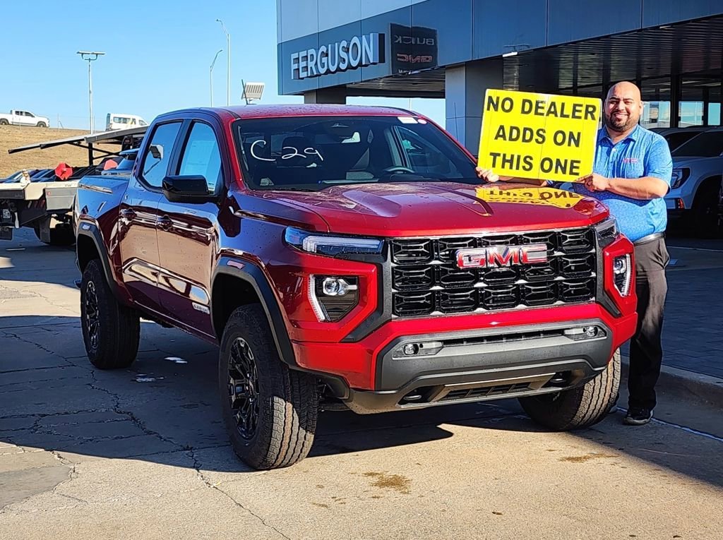 2026 GMC Canyon 4WD Elevation Crew Cab Short Box's photo