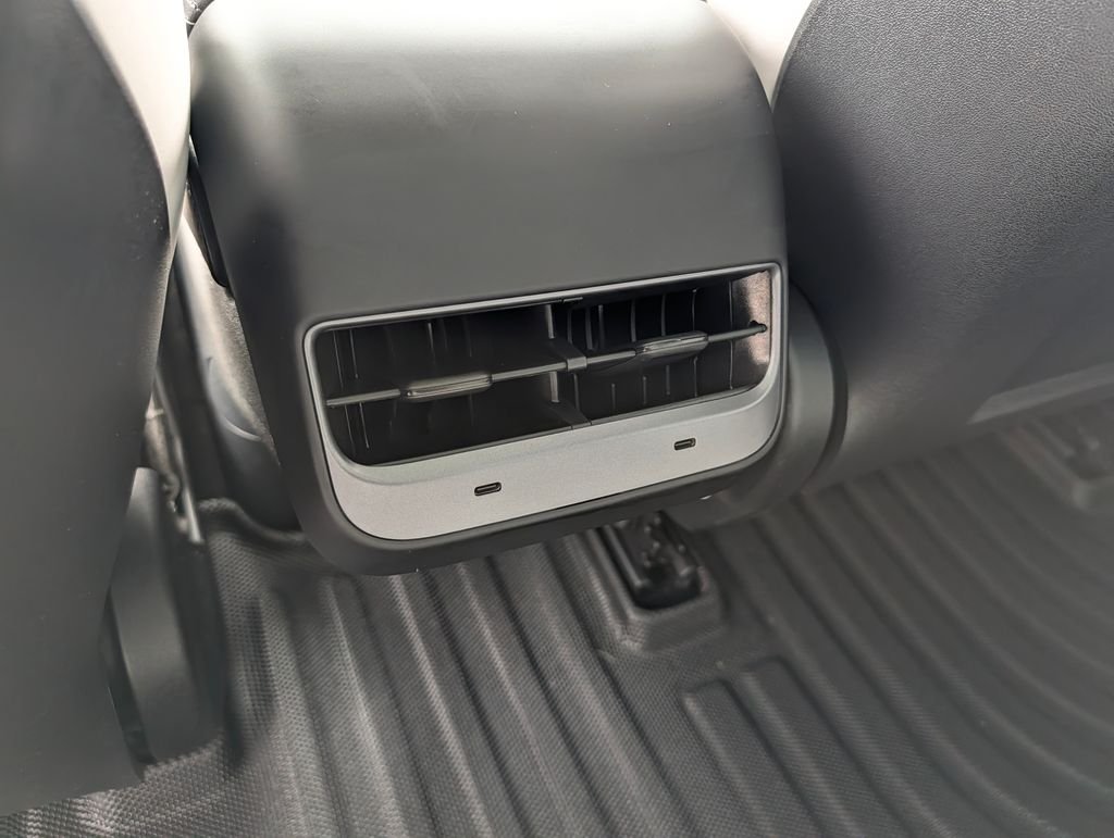 2022 Tesla Model 3 Base - Photo 13