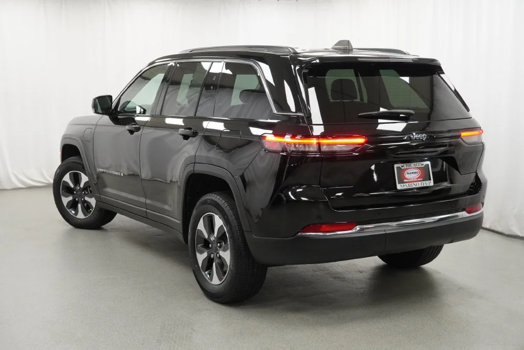 Used 2023 Black Jeep 4xe image 27