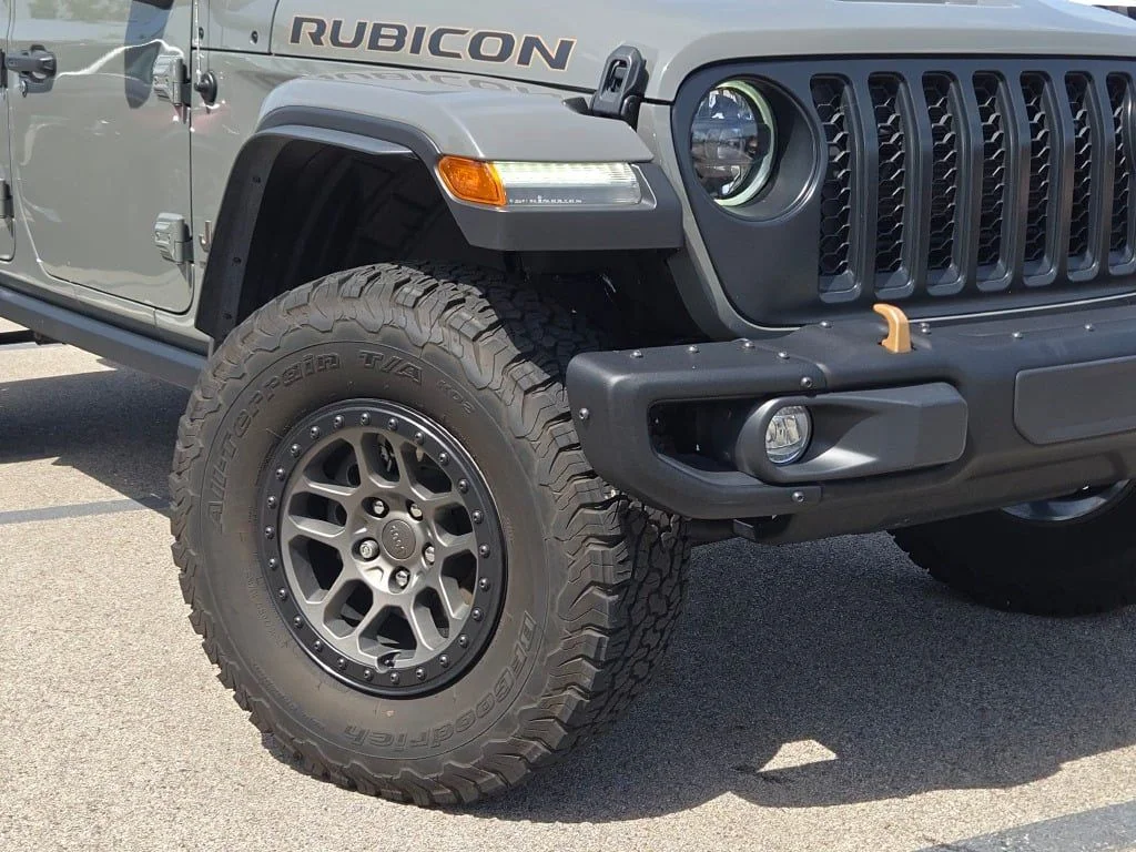 Used 2023 Gray Jeep Rubicon 392 image 3