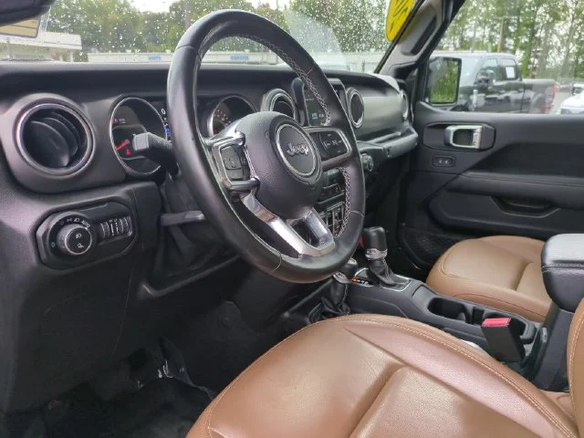 Used 2021 Green Jeep Rubicon image 15
