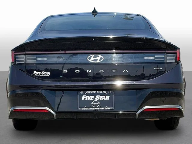 Used 2025 Blue Hyundai SEL image 6