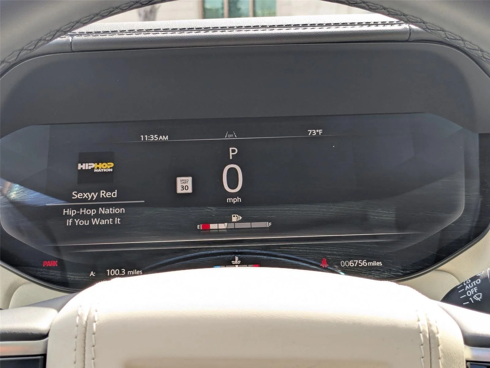 Certified Used 2025 Santorini Black Metallic [Black] LAND ROVER AUTOBIO image 14