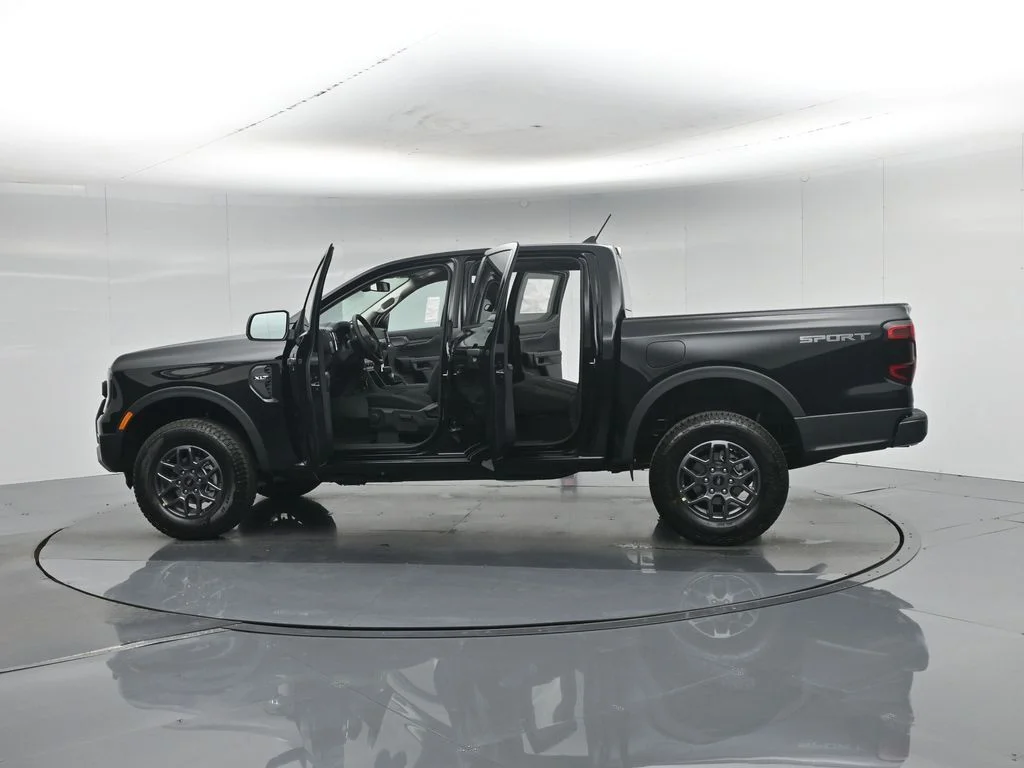 New 2026 Shadow Black Ford XLT image 32