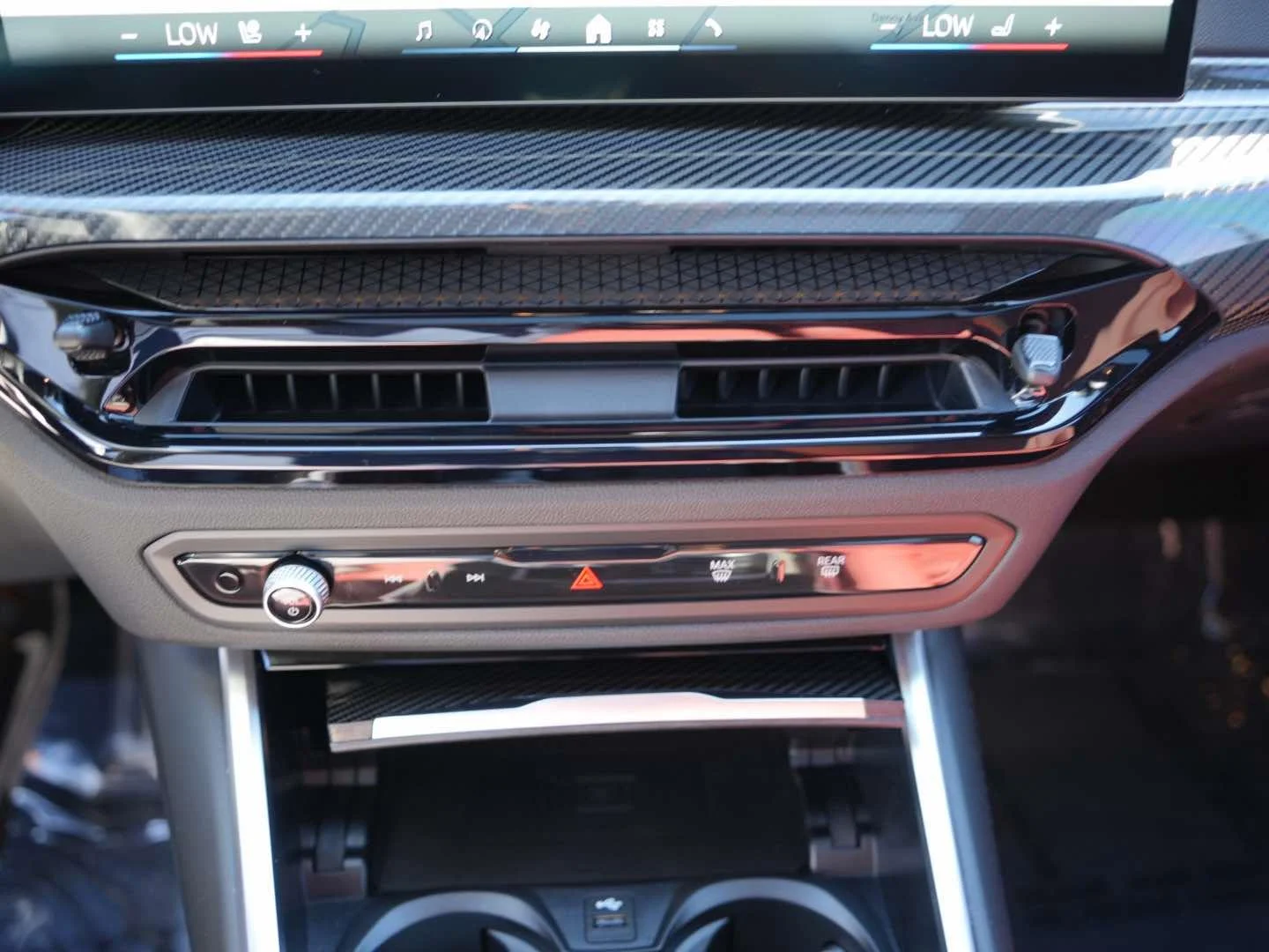 New 2026 Mineral White Metallic BMW M340i NA image 20