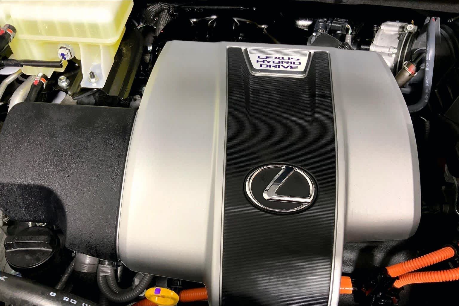 Certified Used 2021 Eminent White Pearl Lexus  image 33