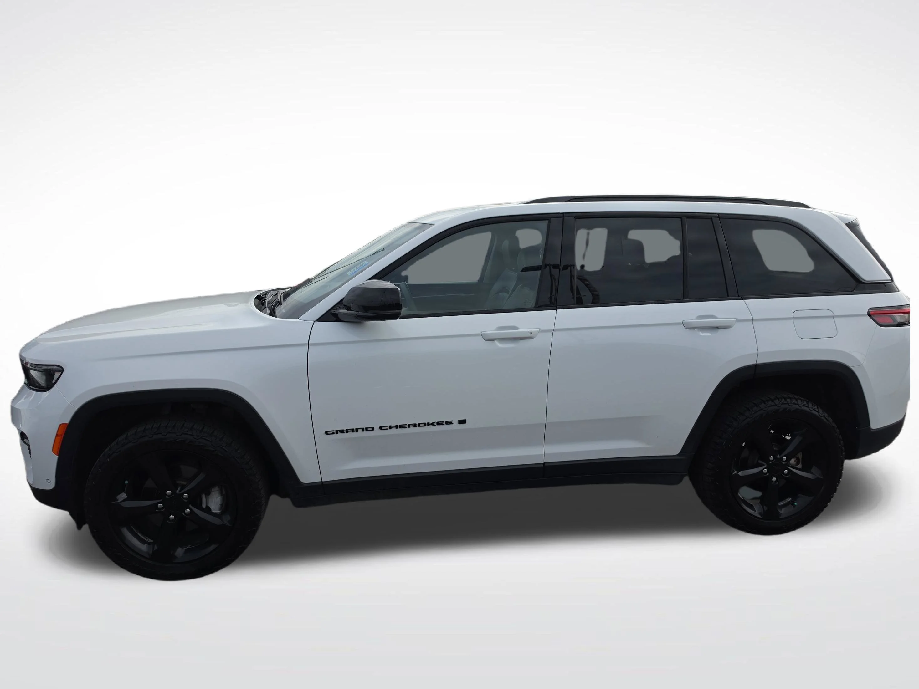 Certified Used 2023 White Jeep Limited image 4