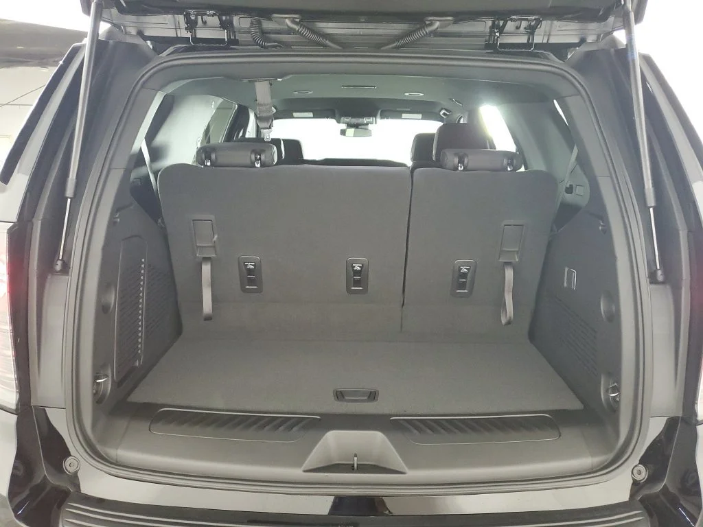 2026 Chevrolet Tahoe LS - Photo 33