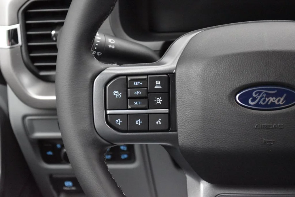 New 2026 Gray Ford XLT image 9