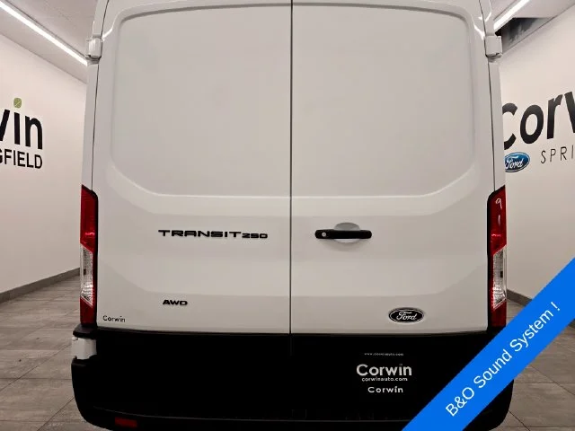 New 2026 Oxford White Ford Cargo Van image 4