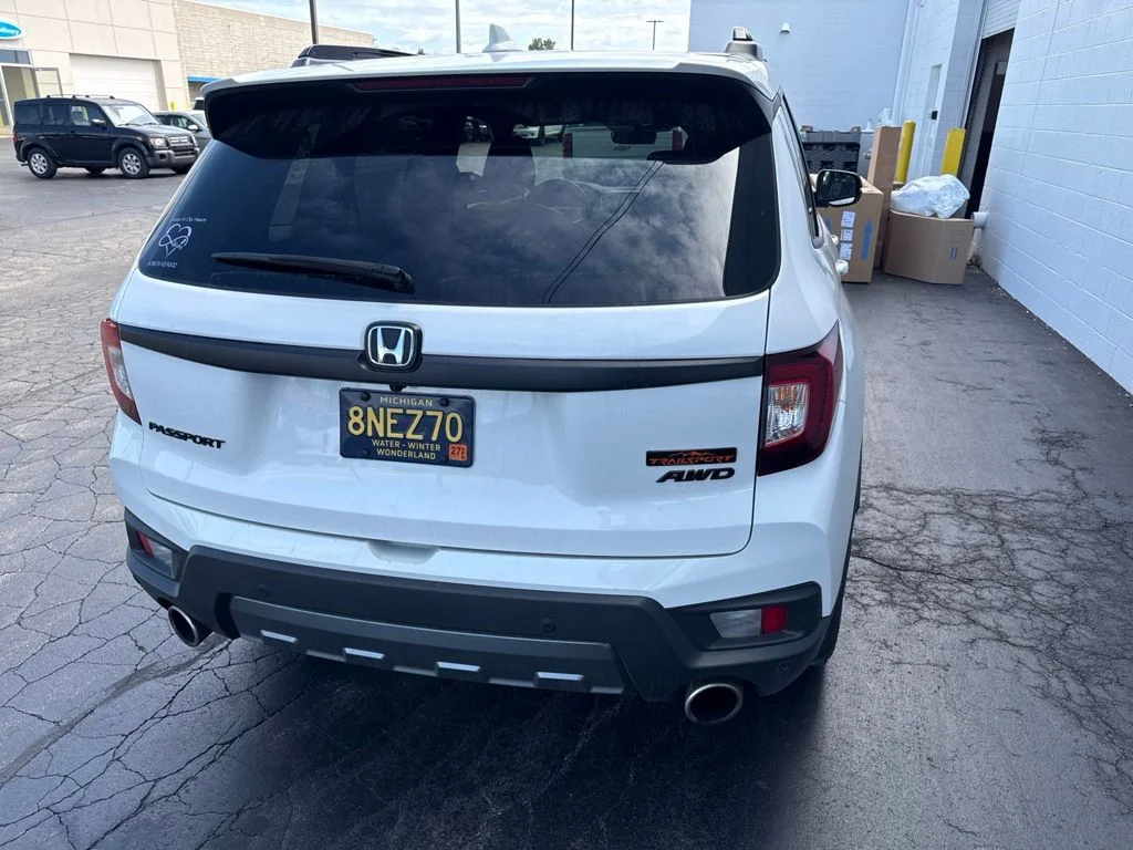 Used 2023 Platinum Honda TrailSport image 6