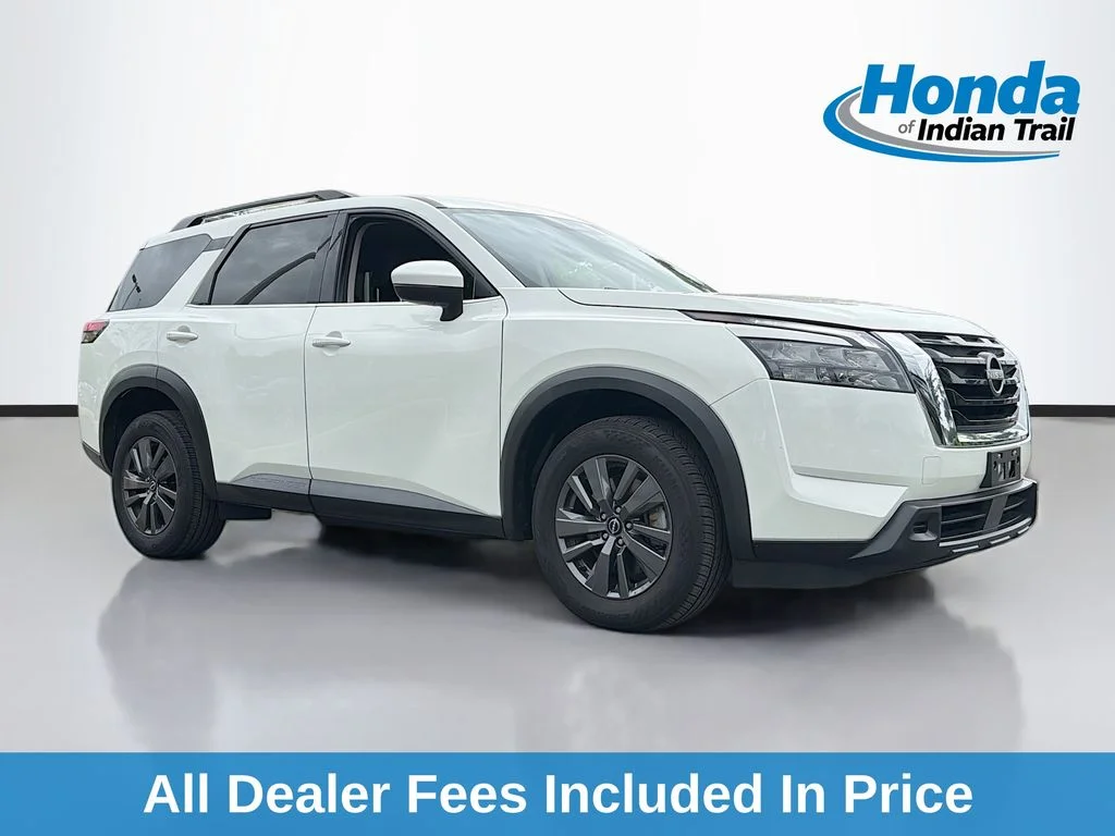 2023 Nissan Pathfinder SV 4WD's photo