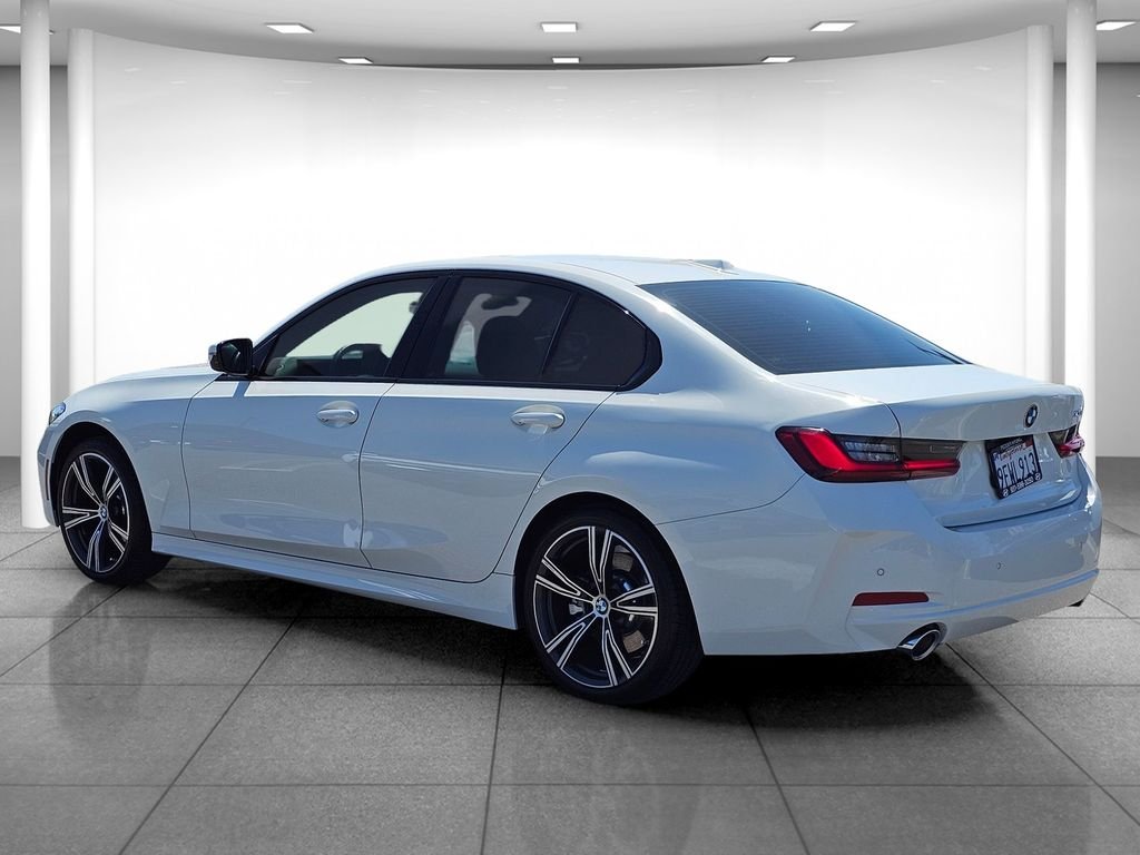 Used 2023 White BMW 330i image 4