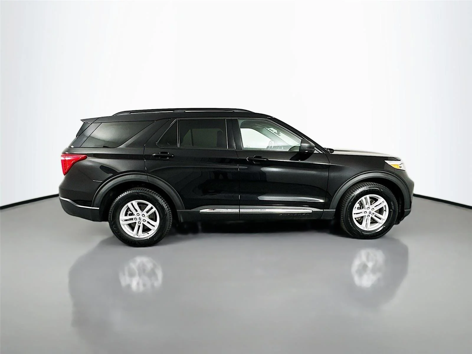 Used 2024  Ford XLT image 17