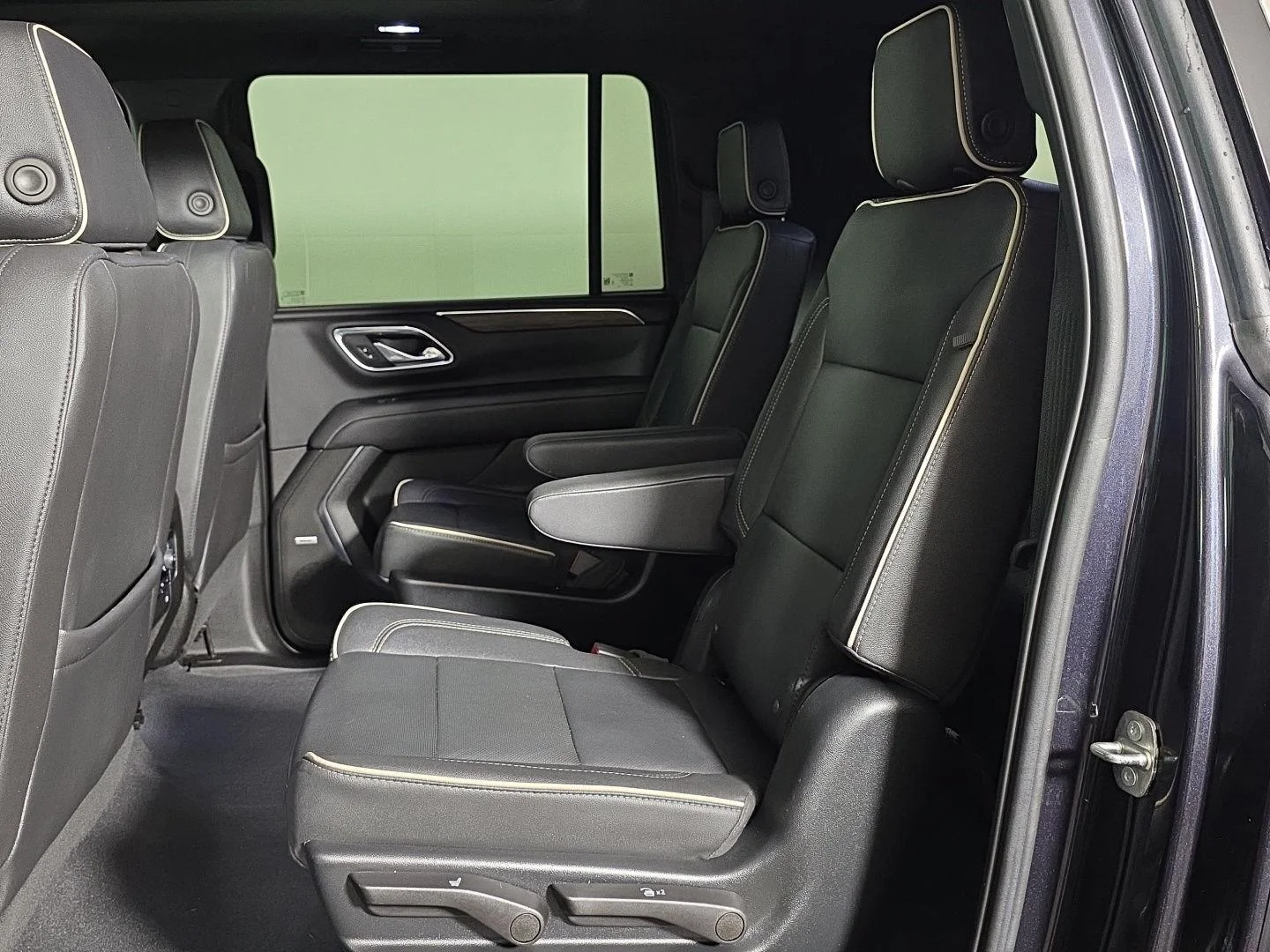 Used 2023 Dark Ash Metallic Chevrolet Premier image 32