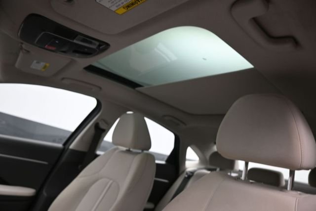 Used 2024 Gray Hyundai SEL image 2