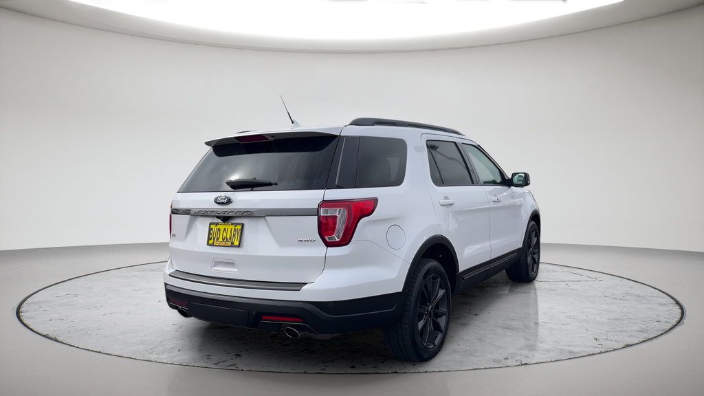Used 2018 White Ford XLT image 7