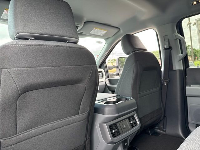 New 2026 Carbonized Gray Metallic Ford XLT image 18