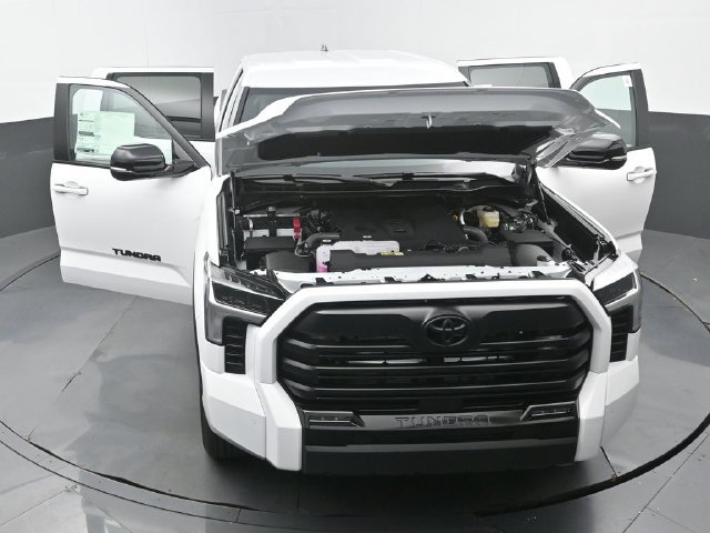 New 2026 Ice Cap Toyota Limited image 33