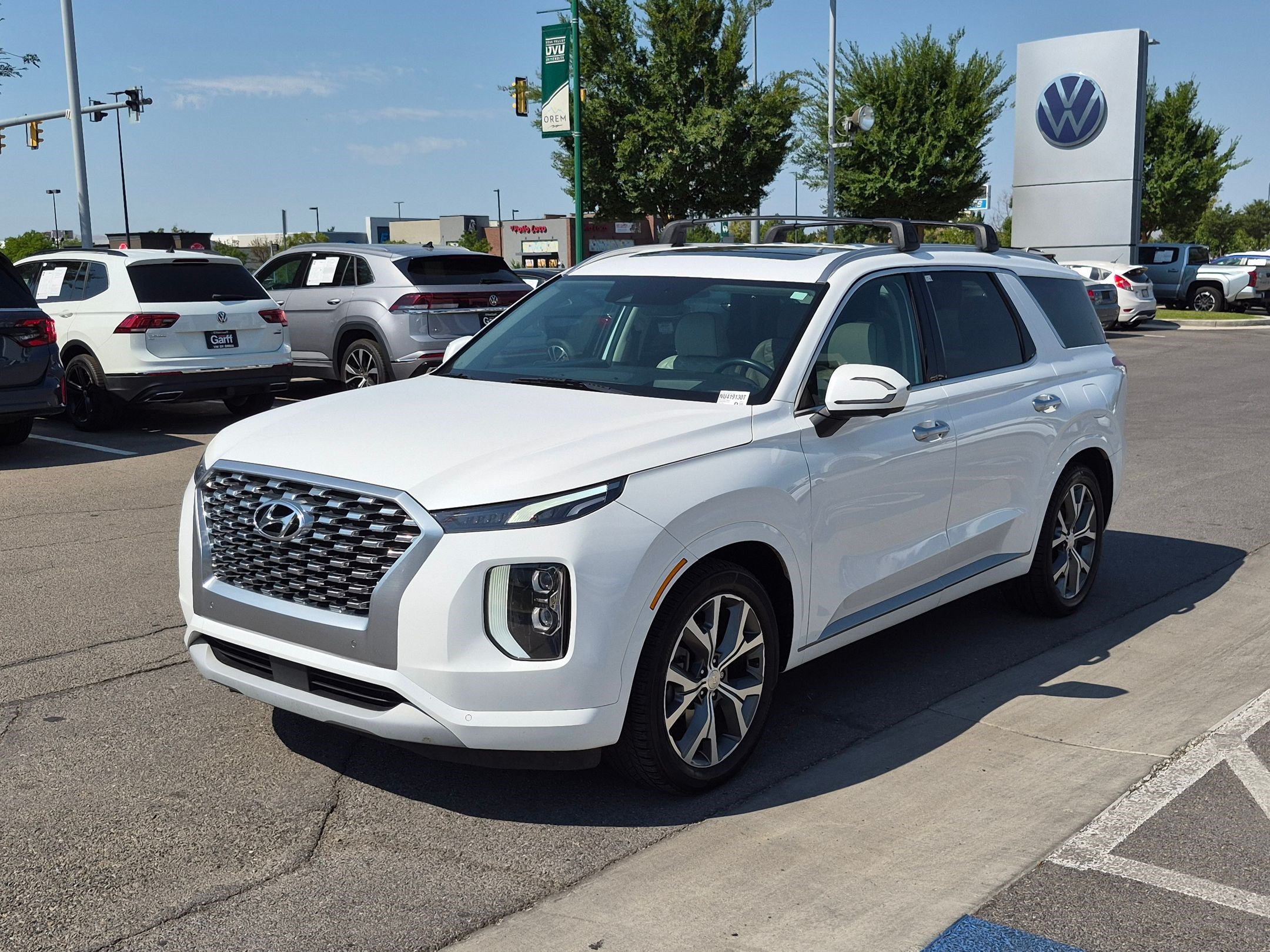 Used 2022 Hyper White Hyundai Limited image 7