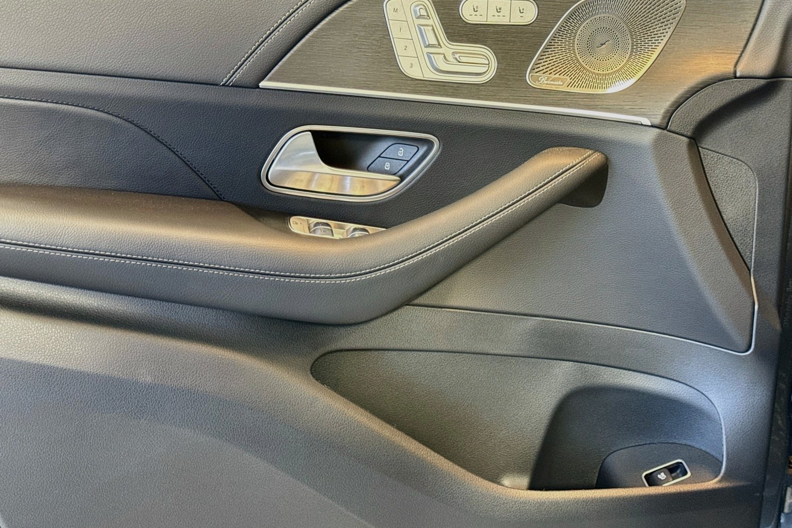 New 2026 Selenite Grey Metallic Mercedes-Benz GLE 450 image 16