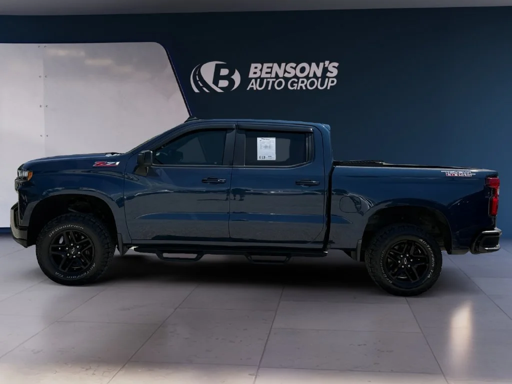 Used 2020 Blue Chevrolet LT Trail Boss image 2