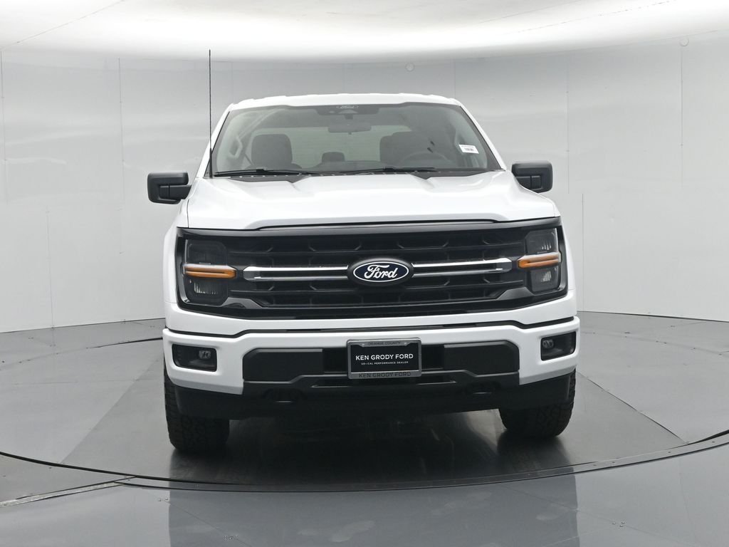 New 2026 Oxford White Ford XLT image 23