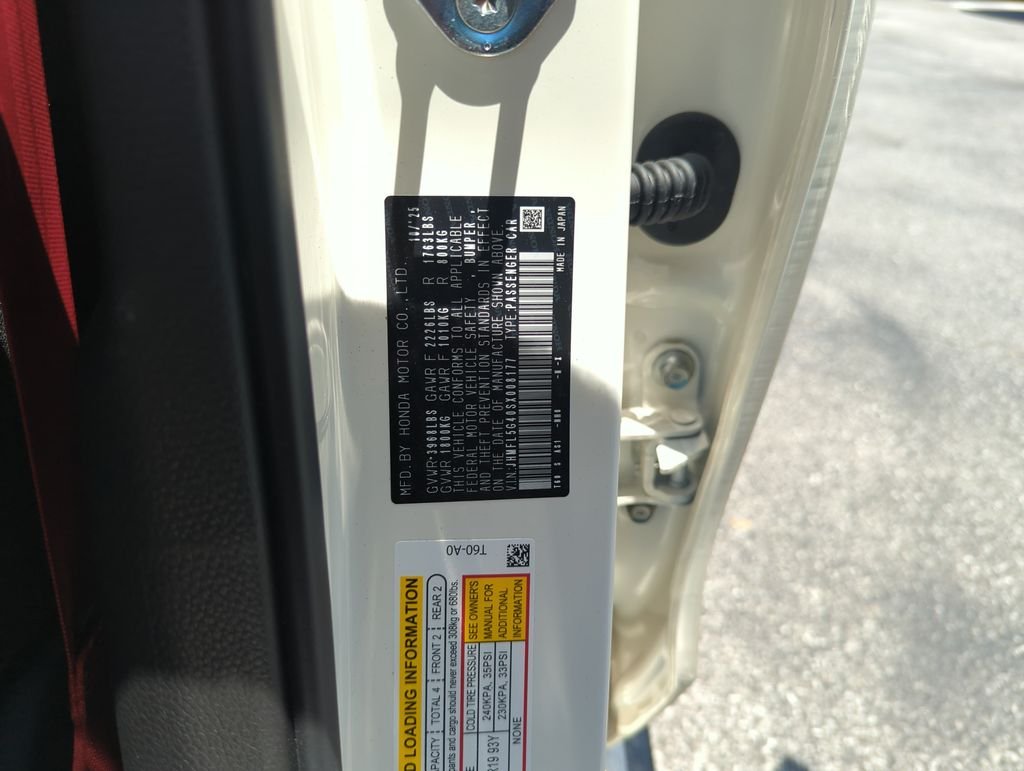 Used 2025  Honda  image 37