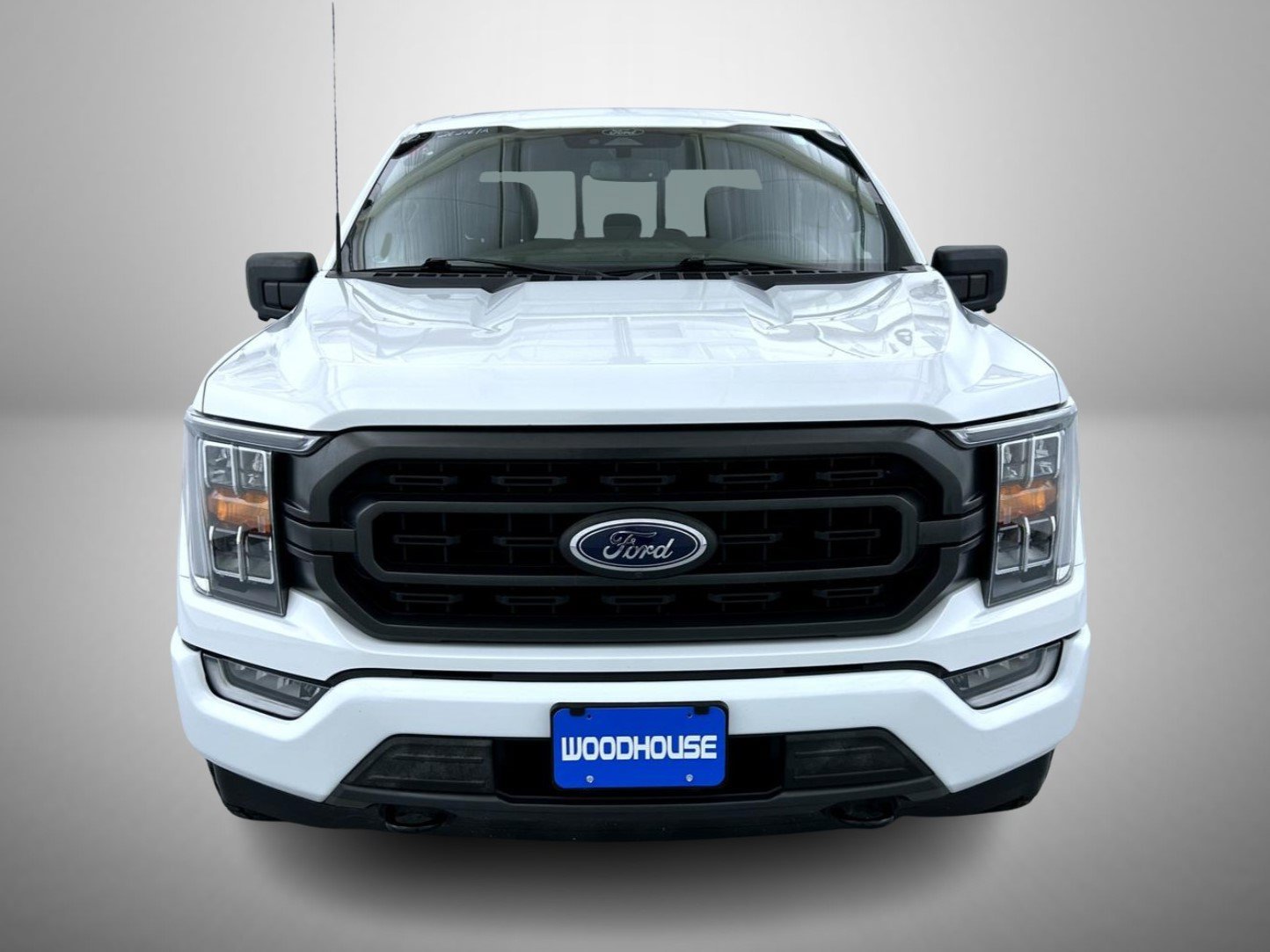 Used 2022 White Ford XLT image 2