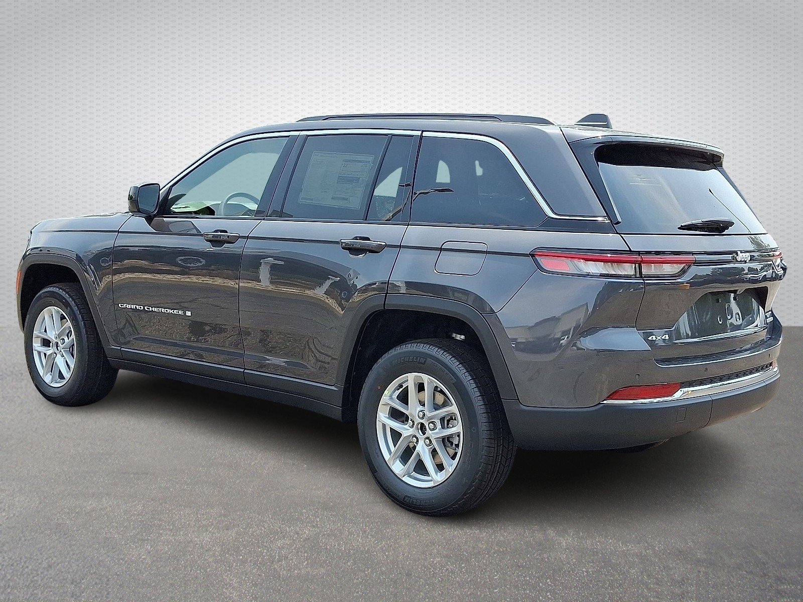 New 2026 Baltic Gray Metallic Clear-Coat Exterior Paint Jeep Laredo X 4x4 image 3
