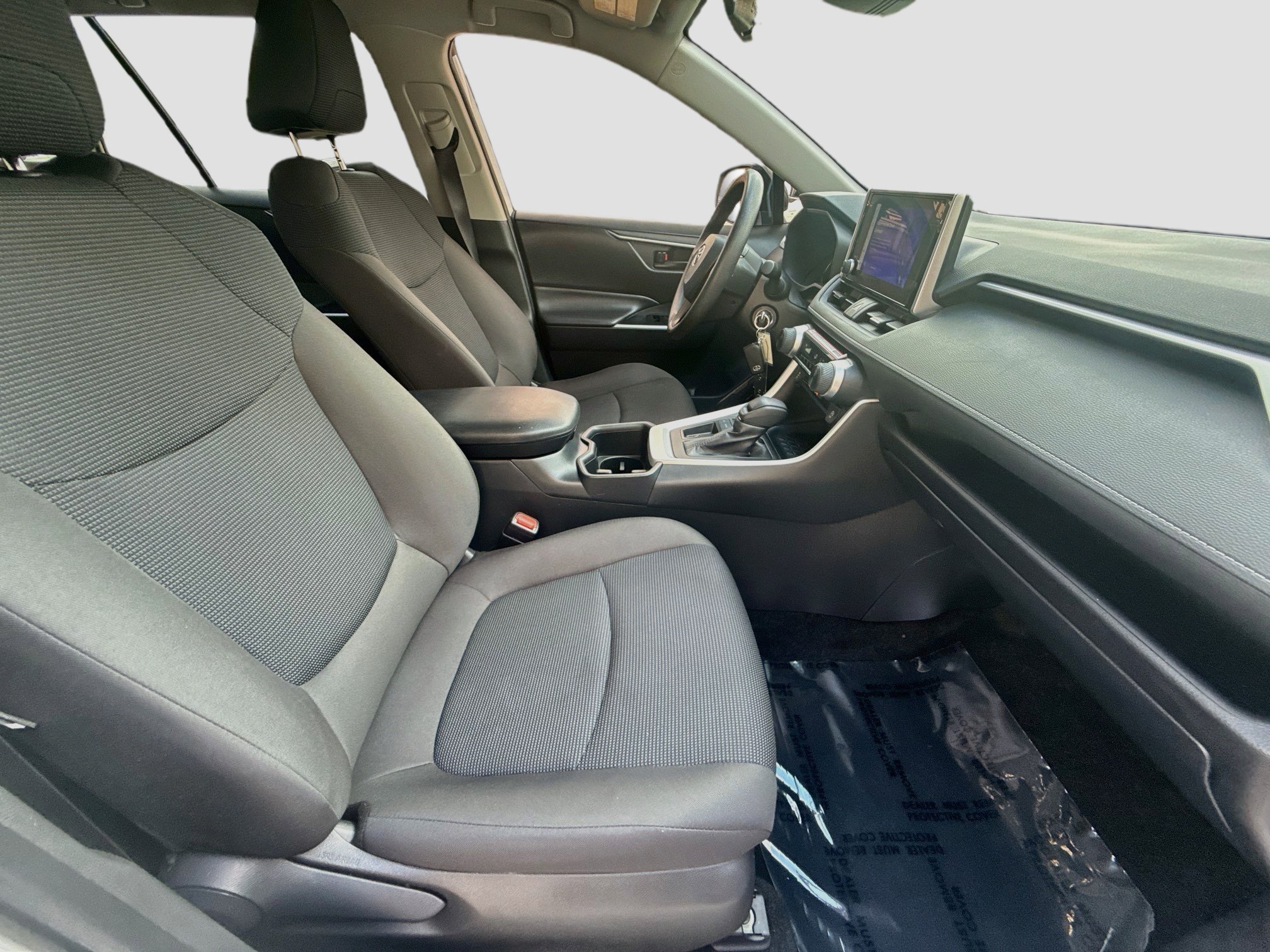 Used 2025 Ice Toyota LE image 29