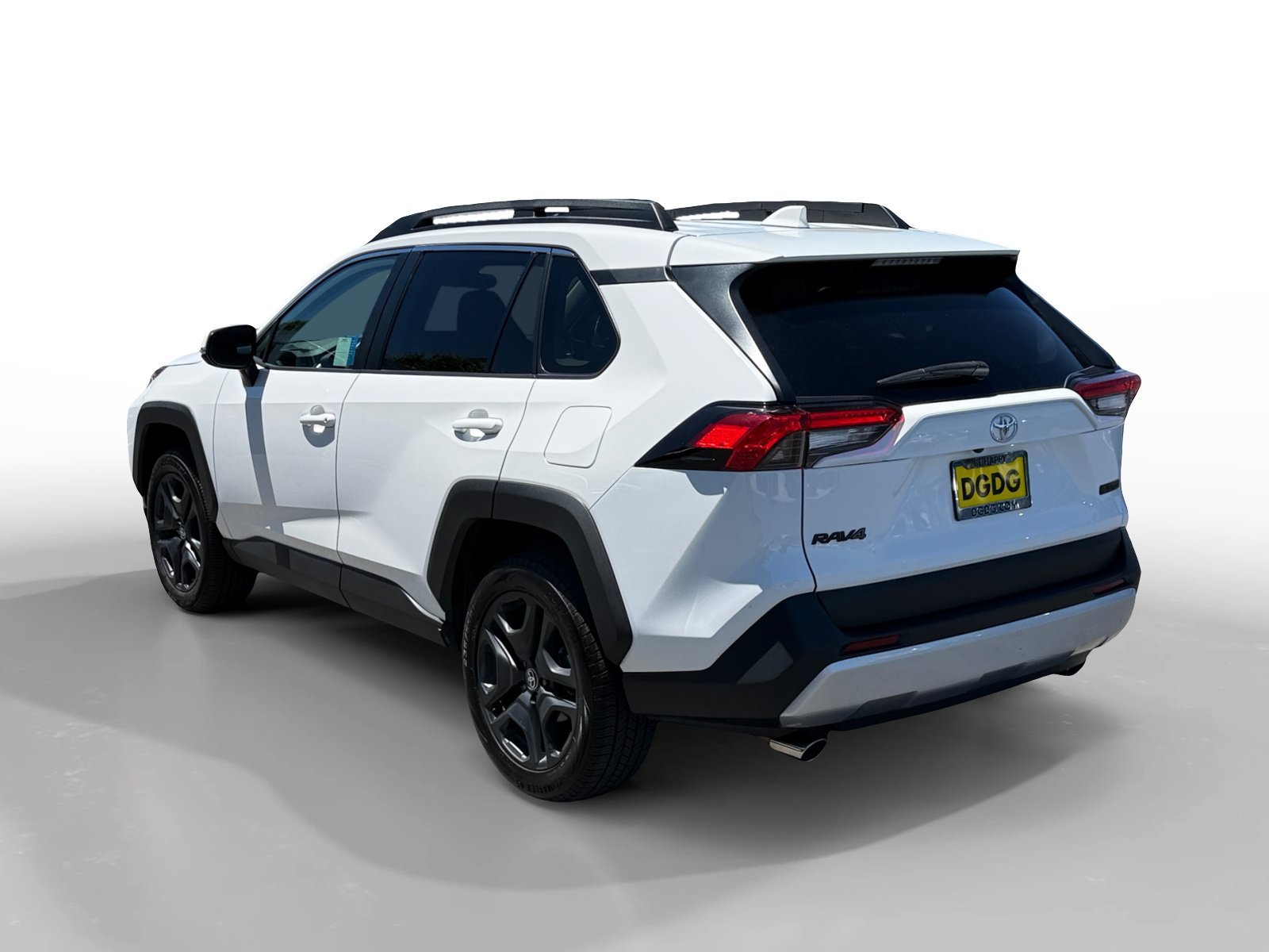 Used 2024 Ice Toyota Adventure image 3