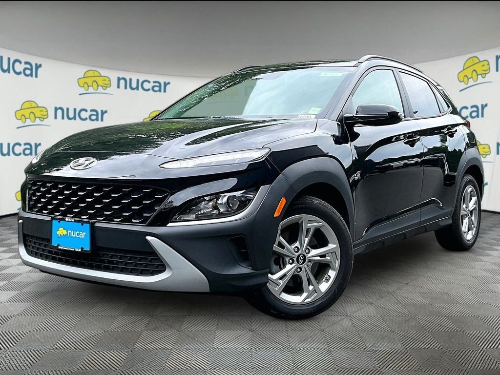 Used 2023 Black Hyundai SEL image 3